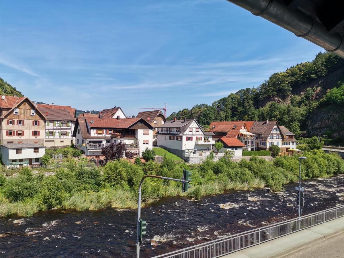 Hotel Gruener Baum - Hotel Im Murgtal, Schwarzwald Weisenbach Ngoại thất bức ảnh
