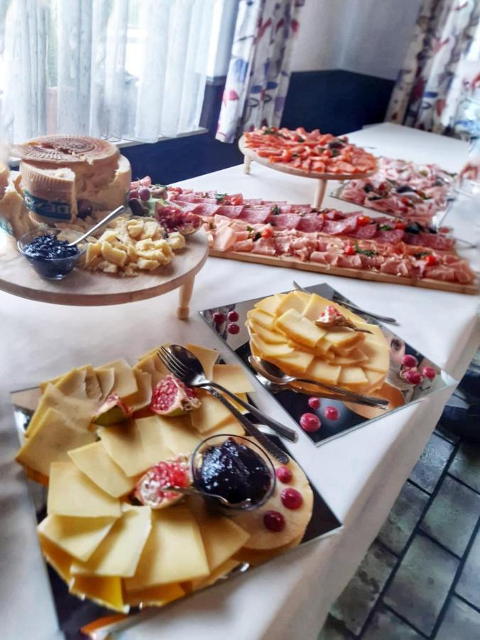 Hotel Gruener Baum - Hotel Im Murgtal, Schwarzwald Weisenbach Ngoại thất bức ảnh