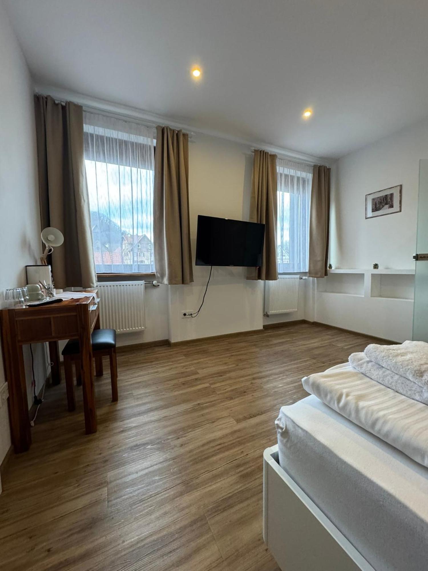 Hotel Gruener Baum - Hotel Im Murgtal, Schwarzwald Weisenbach Ngoại thất bức ảnh